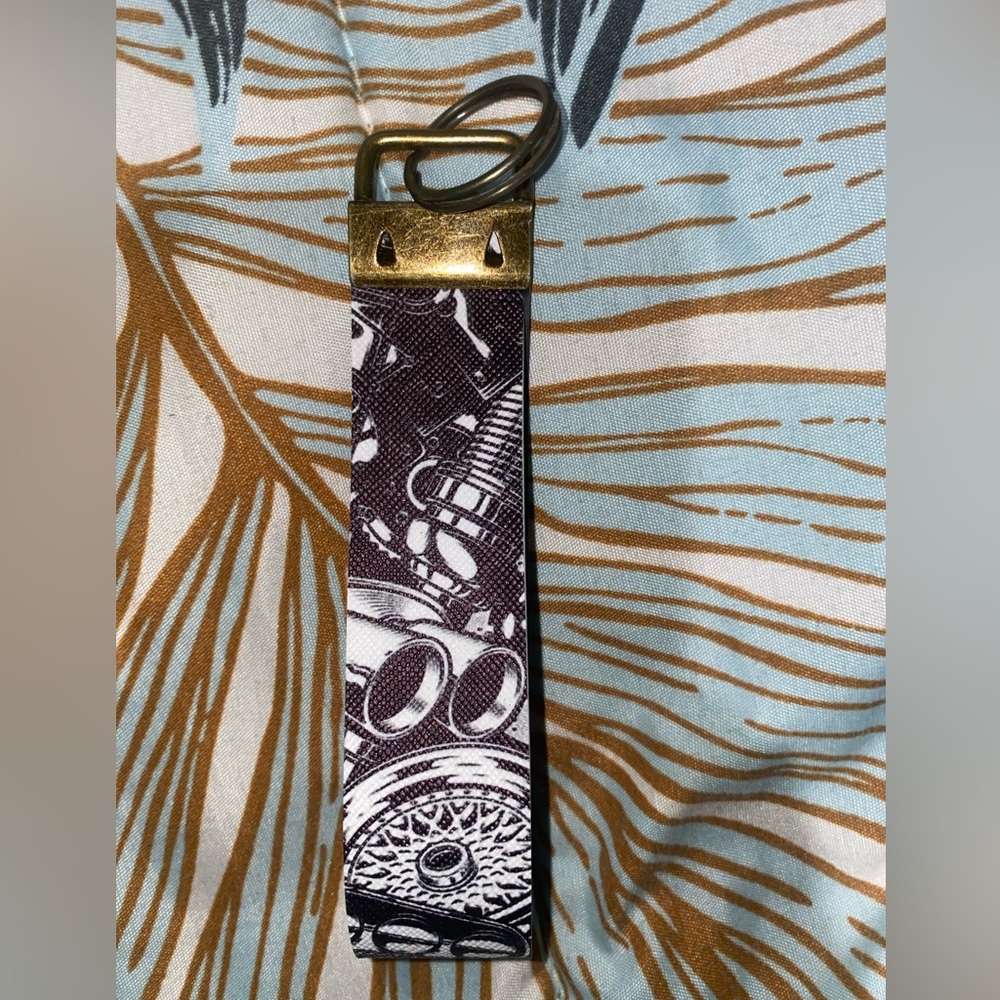 Keychain - Picture 2 of 4
